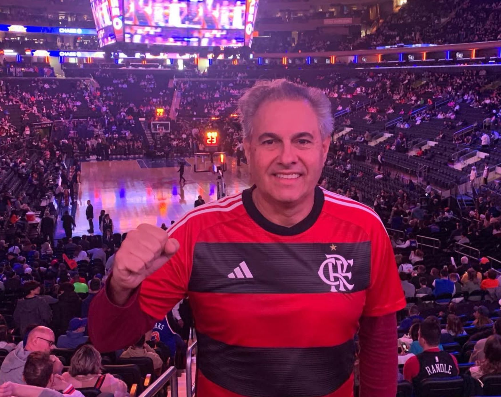 Quem é Gustavo Gomes Fernandes do Flamengo?