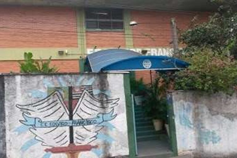 Áudio falso indicando suposto atentado na EE Edgard Francisco assusta alunos em Taboão da Serra