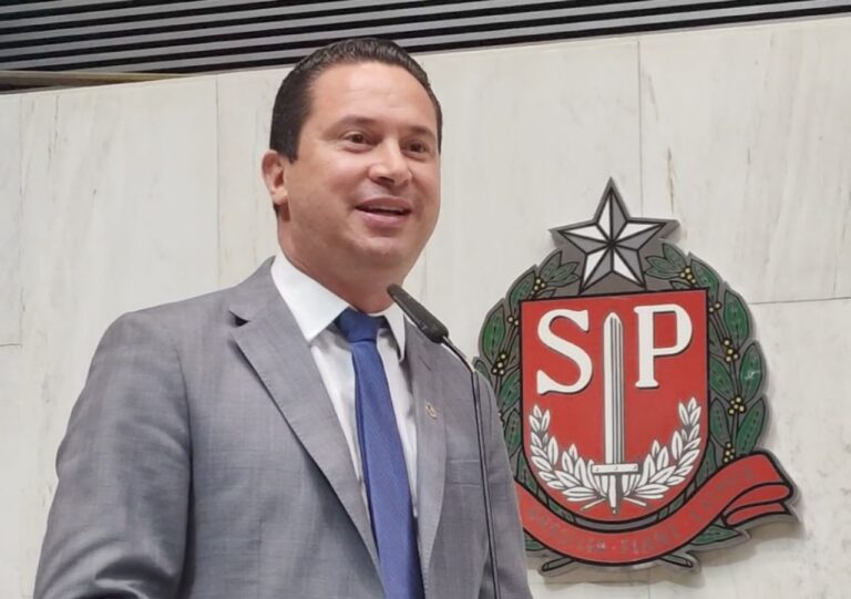 Deputado Eduardo Nóbrega vota favorável ao aumento salarial das Polícias Civil e Militar proposto pelo governador Tarcísio