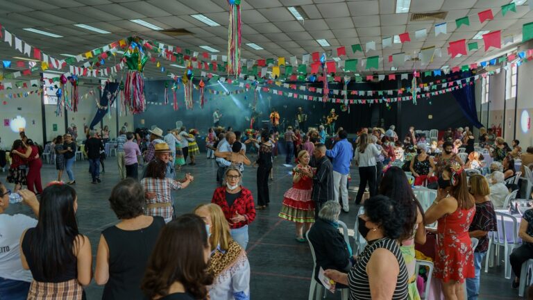 Baile da Melhor Idade de Taboão da Serra terá como tema São João