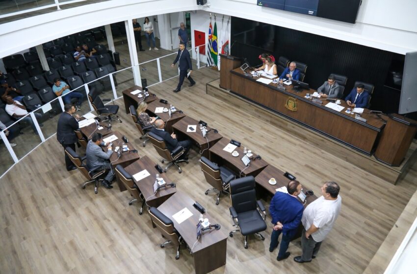  Câmara de Taboão aprova 6 projetos de lei