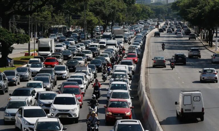 Transporte individual supera coletivo em São Paulo pela primeira vez, aponta pesquisa Origem e Destino 2023