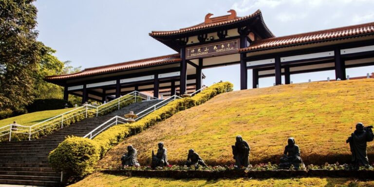 Templo Zu Lai celebra o Ano Novo Chinês em Cotia; Demutran vai reforçar apoio aos motoristas